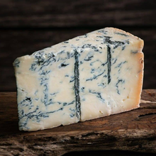 Load image into Gallery viewer, Ghiotti Gorgonzola Piccante P.D.O
